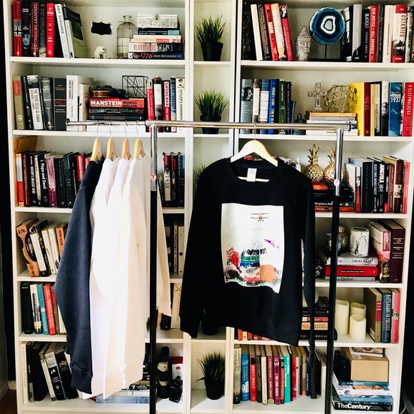 Artwork Crewneck Unisex - Picture 1 of 4